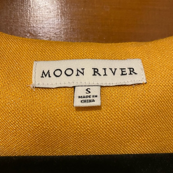 Moon River Yellow Dress - Picture 6 of 6
